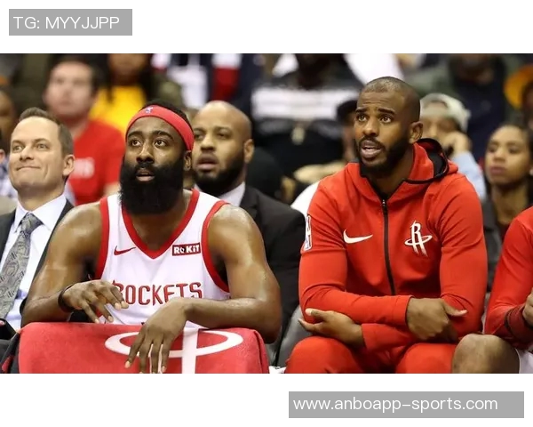 哈登表示球队阵容深度提升将努力寻找最佳阵容配置以争取胜利