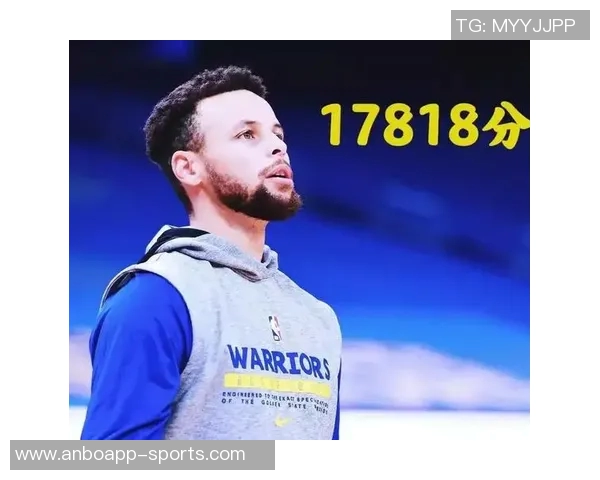 库里中场查看社媒恶评后下半场疯狂发力引发热议