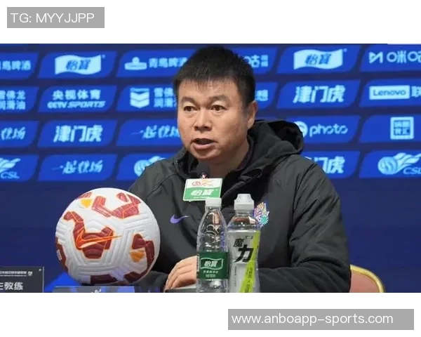 津门虎助教费利佩正式加盟国安早餐时与于根伟偶遇交流 津门虎助教费利佩正式加盟国安早餐时与于根伟偶遇交流